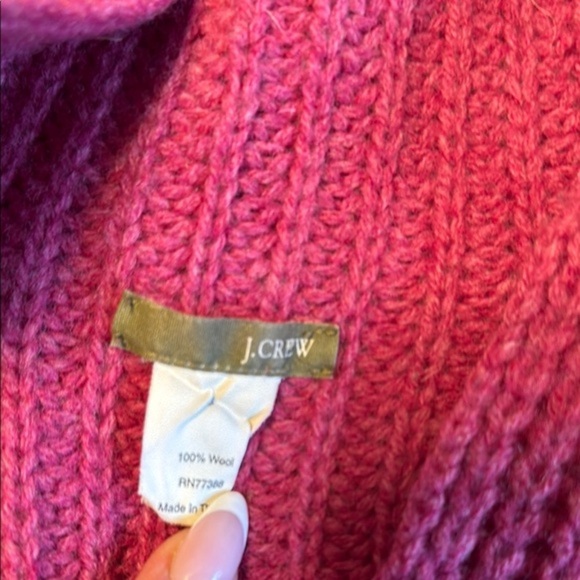 J Crew Pink V-Neck Sweater with Ribbed Knit 100% wool - Picture 2 of 4